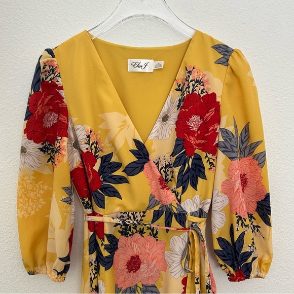 Eliza J Wrap Midi Dress Floral Puff Sleeve Fall Yellow Red Blue Size 2P Petite - Picture 2 of 14